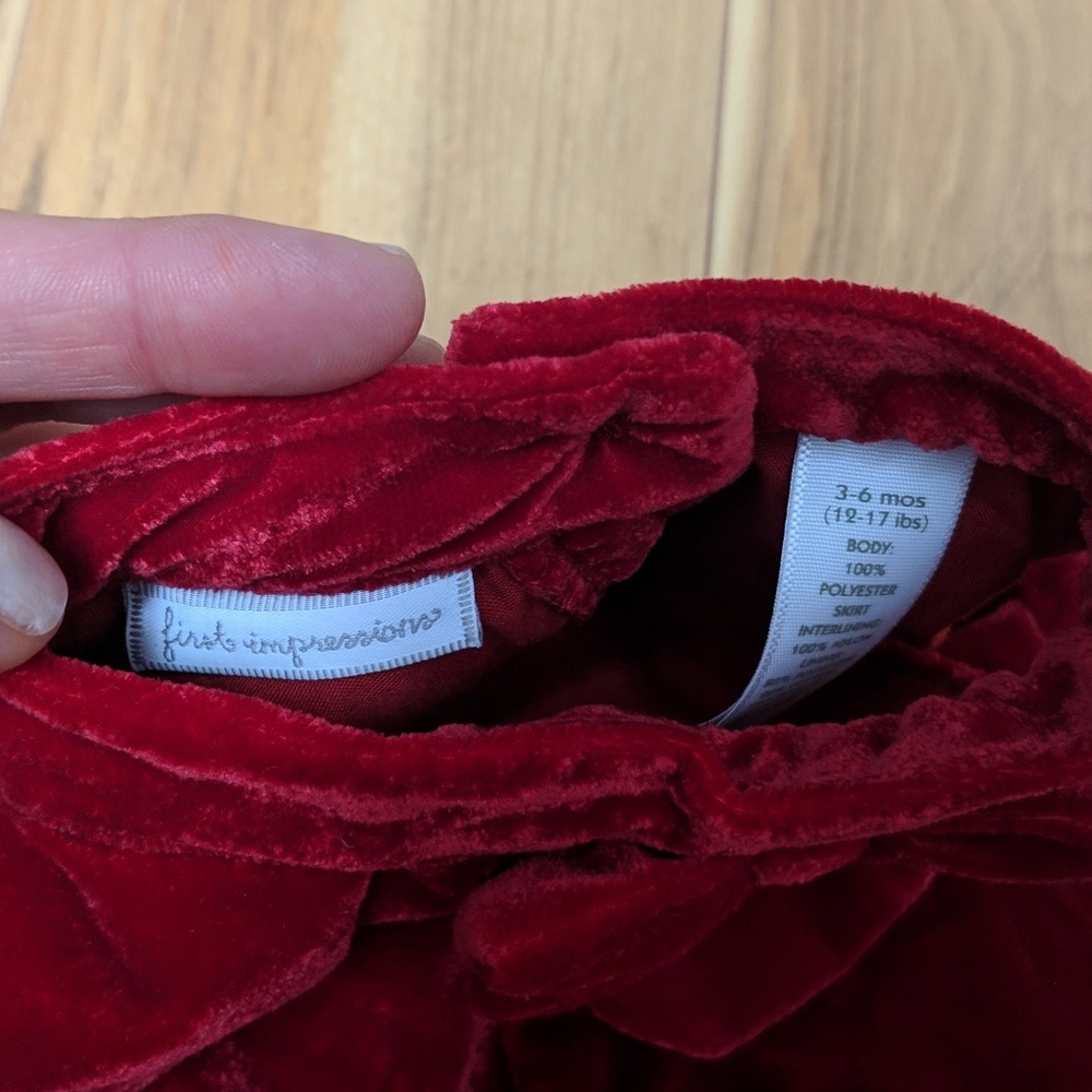 NWOT Velvet holiday dress - size 3-6mo - Picture 2 of 3